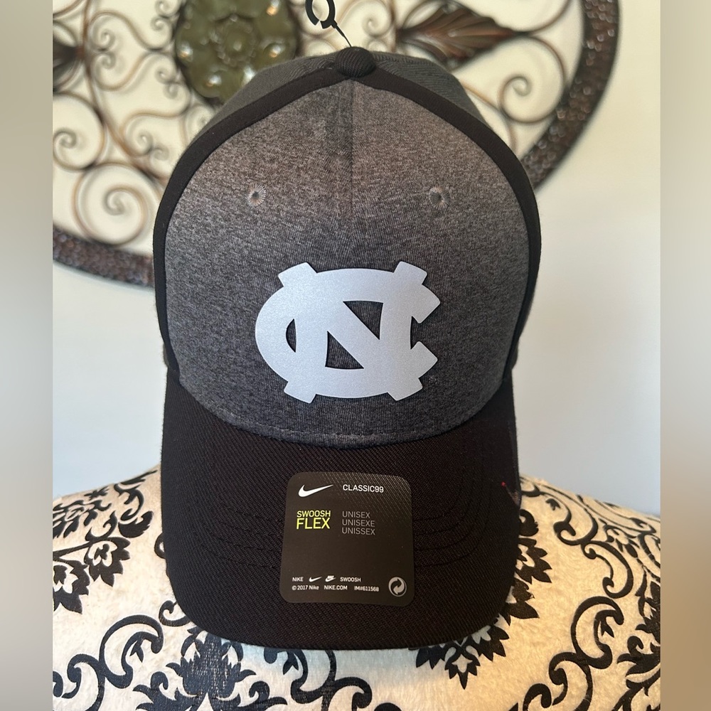 Nike Carolina Tarheel hat unisex
